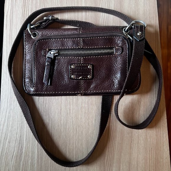 Fossil Handbags - Fossil Dark Brown Leather Crossbody Bag
